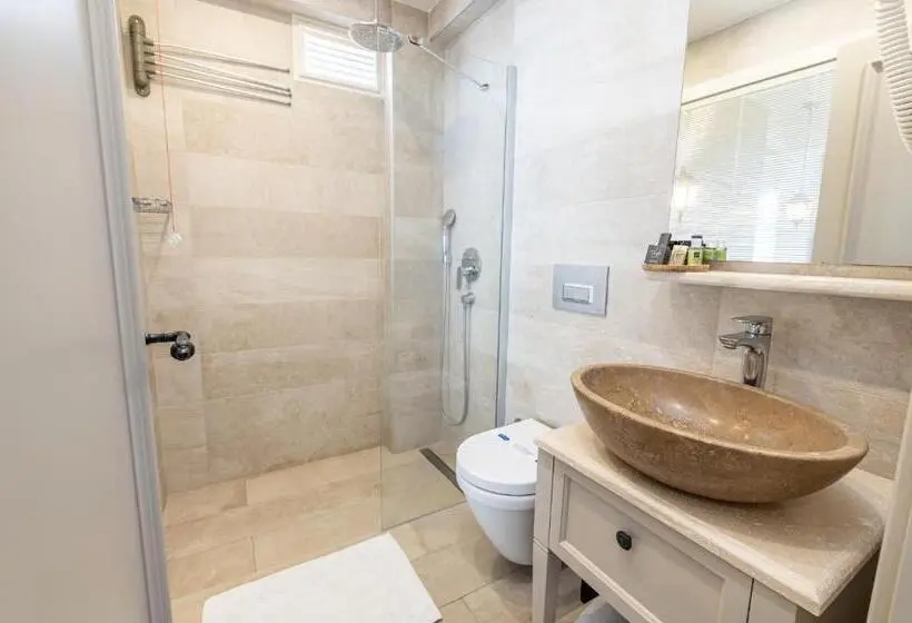 エコノミールーム, Elista Hotel & Spa