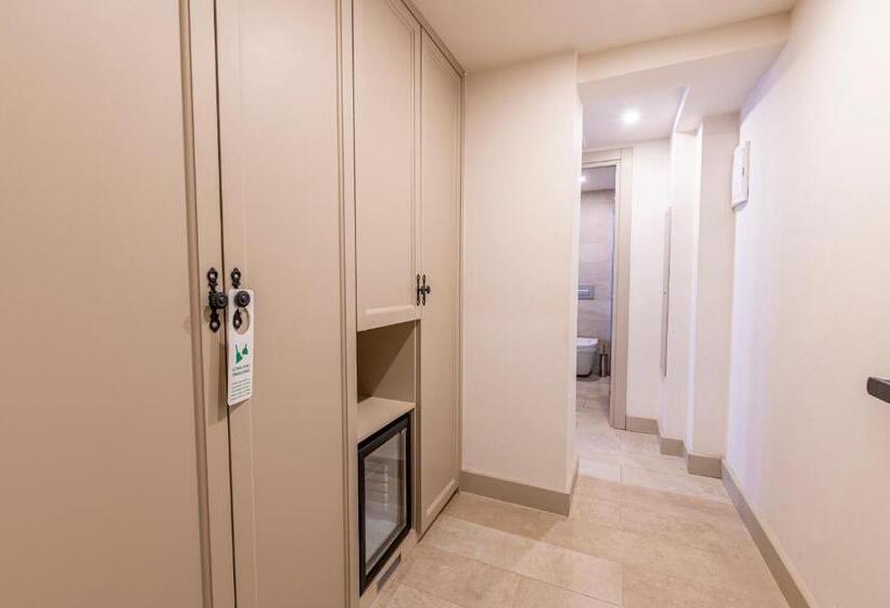 经济房, Elista Hotel & Spa