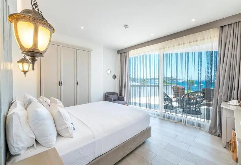 オーシャンビュースイート, Elista Hotel & Spa