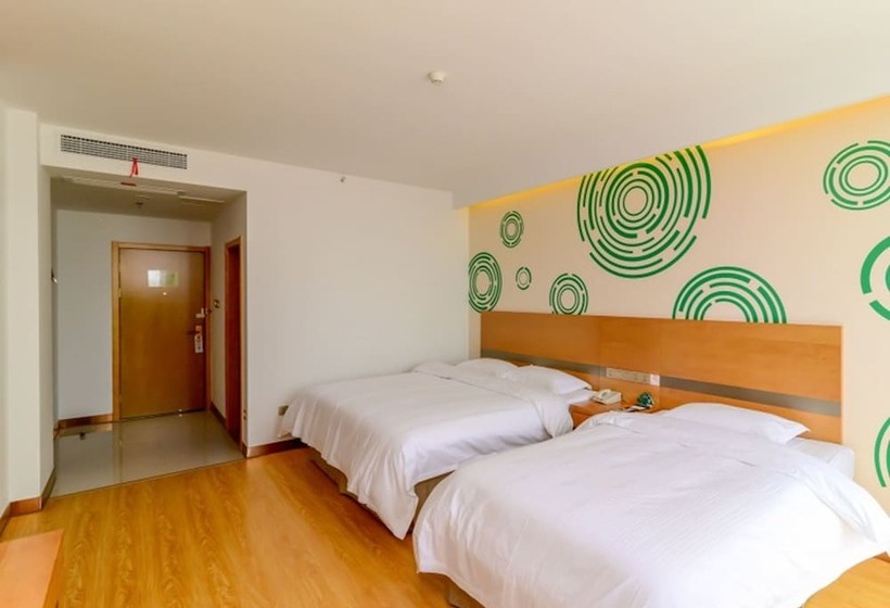 Семейный Номер, Greentree Inn Wuhu Fangte Forth Phase Wanchun Fortune Plaza Business