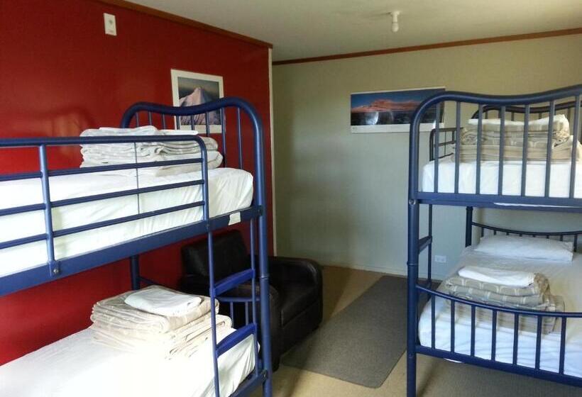 מיטה בחדר משותף, Riverstone Lodge