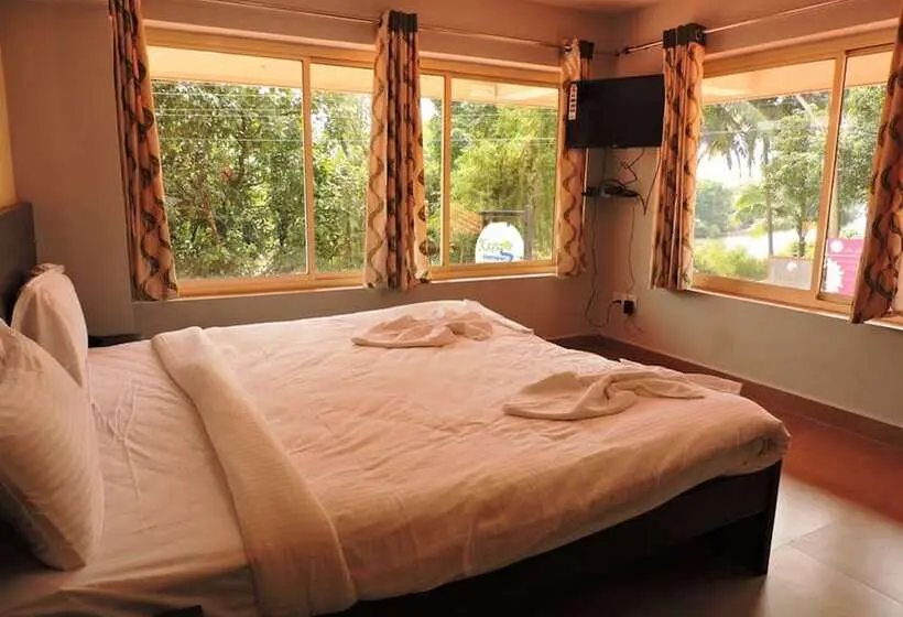 Perhehuone, Kay S Riverview Resort