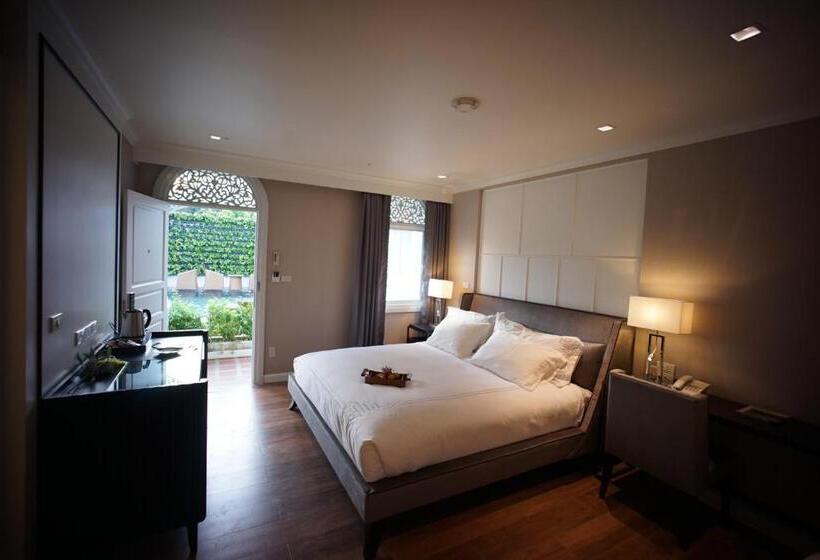 套房, Nirvanan House