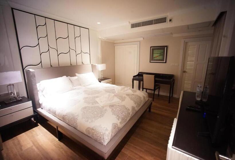 经典套房, Nirvanan House