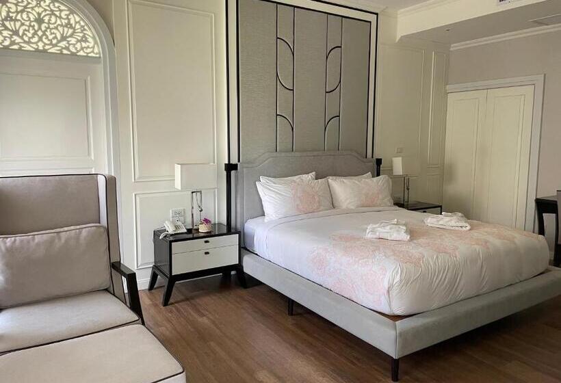 带2个卧室的套房, Nirvanan House