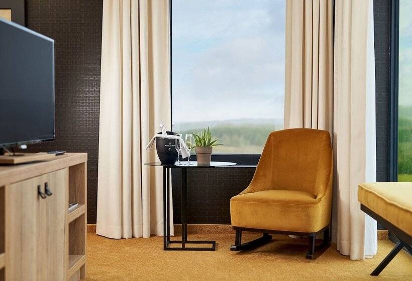 غرفة تنفيذية, Van Der Valk  Luxembourgarlon