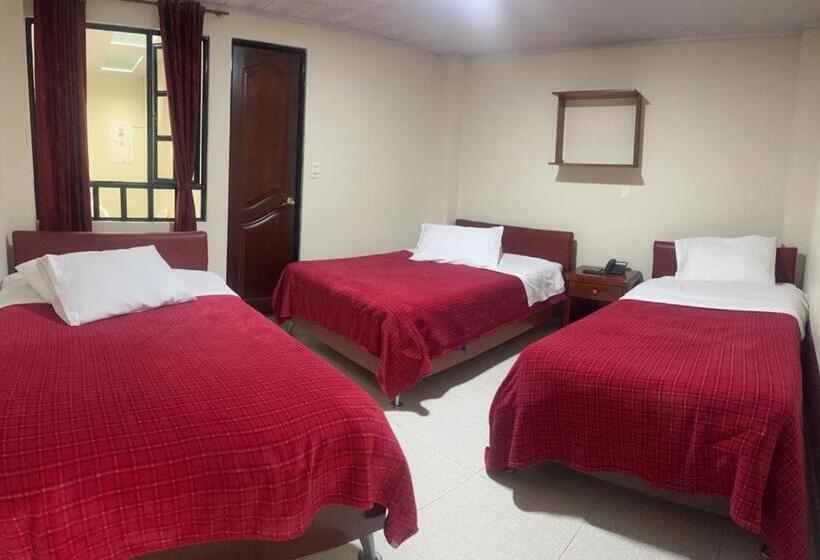 带2个双人床的标准工作室, Vigua