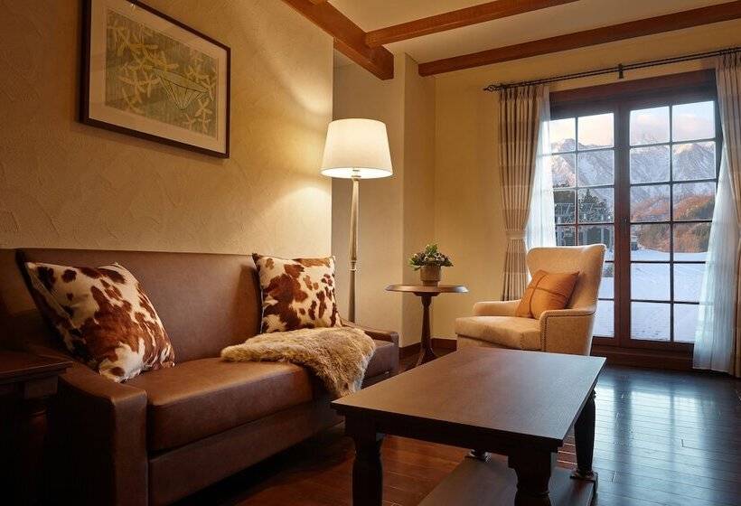 Четырехместный Номер Deluxe, Lotte Arai Resort
