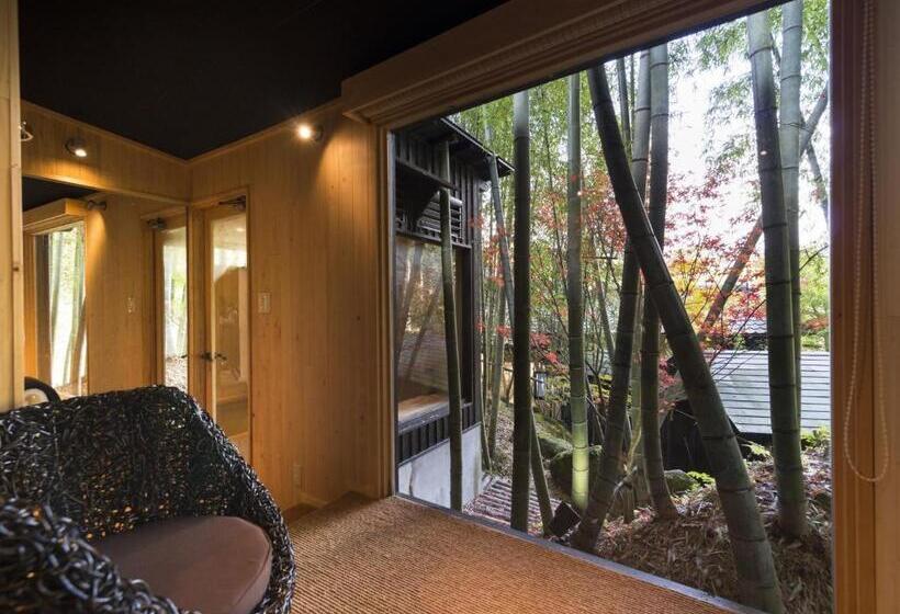 جناح سرير كينج, Hikyou Shirakawagensen Sansou Takefue