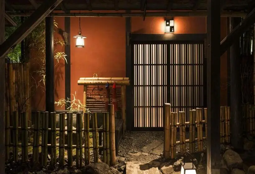 キングサイズベッドのスイートルーム, Hikyou Shirakawagensen Sansou Takefue