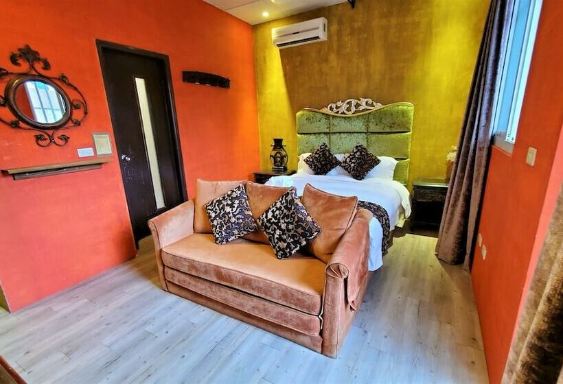 اتاق سوپریور, Smile Fish