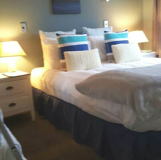 اتاق لوکس, Heta Bed And Breakfast