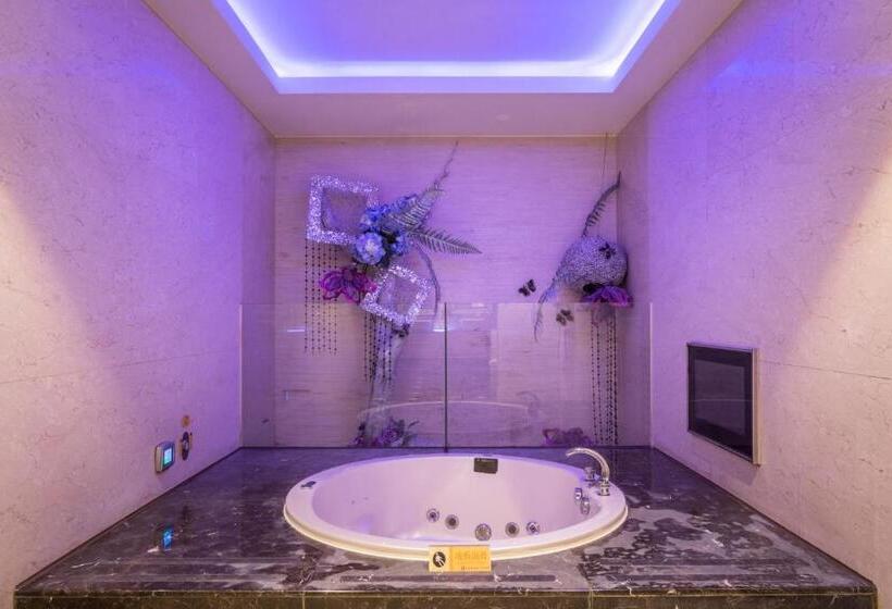 디럭스 룸, Merryday Motel Zhonghe Branch