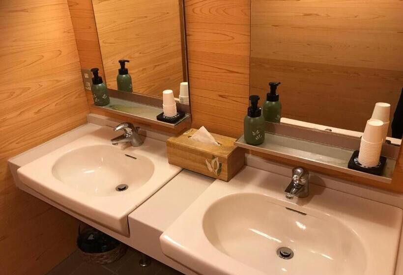 غرفة قياسية ثلاثية حمام مشترك, Ryounkaku Matsunoyama Onsen