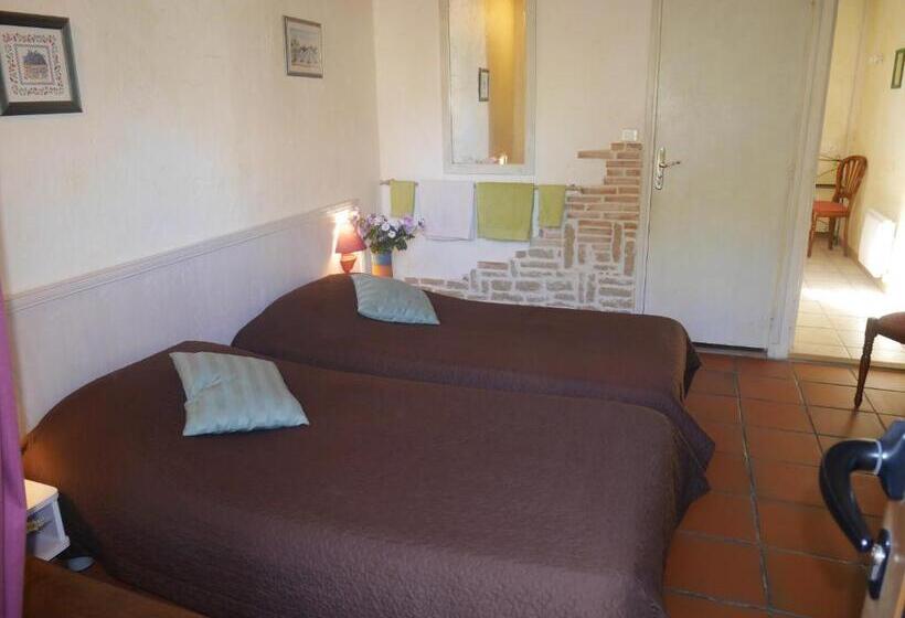 패밀리 룸, L Oustaou Castellane