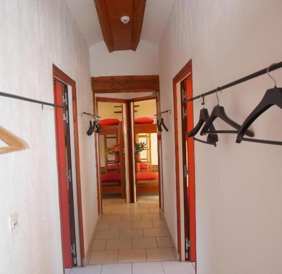 공동 객실, L Oustaou Castellane