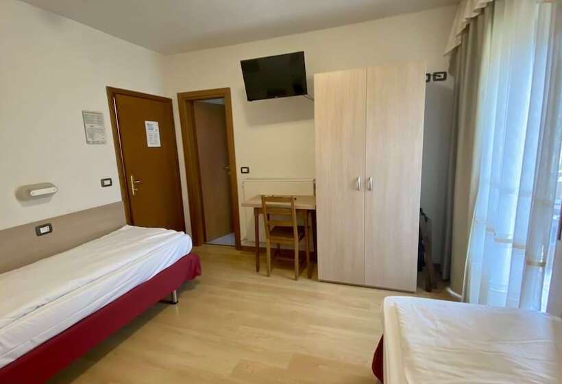 스탠다드 룸, Casteluce Hotel Funivie