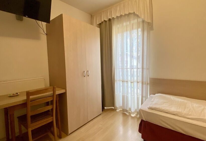 스탠다드 룸, Casteluce Hotel Funivie