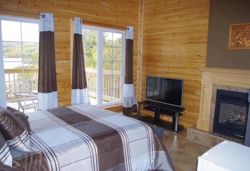 Номер Стандарт Вид на Озеро, Auberge La Tanière