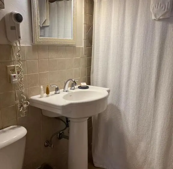 スイート, Canyon Rose Suites
