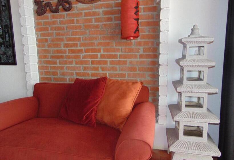 Номер Стандарт, Poco Cielo