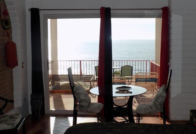 Номер Стандарт, Poco Cielo