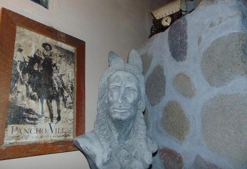 디럭스 룸, Poco Cielo