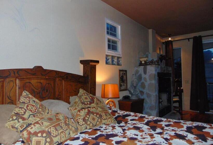 디럭스 룸, Poco Cielo