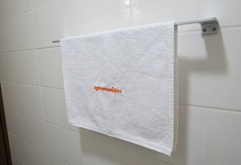 غرفة قياسية رباعية, Posada Comala