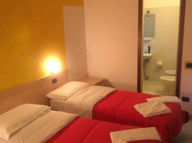 Номер Стандарт Трехместный, Ristorante Il Calipso By Mago