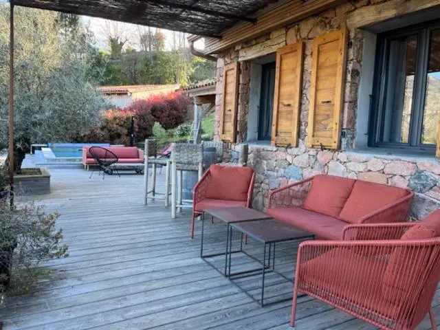 Talo 3 Makuuhuonetta, Casa Santa Lucia