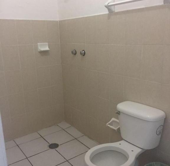 חדר סטנדרט, Carruiz