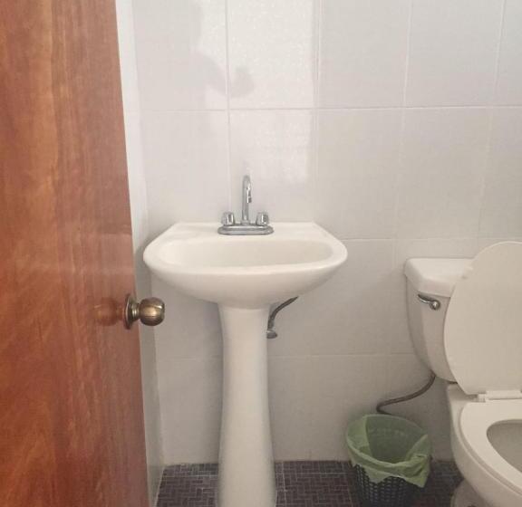 חדר דלוקס, Carruiz