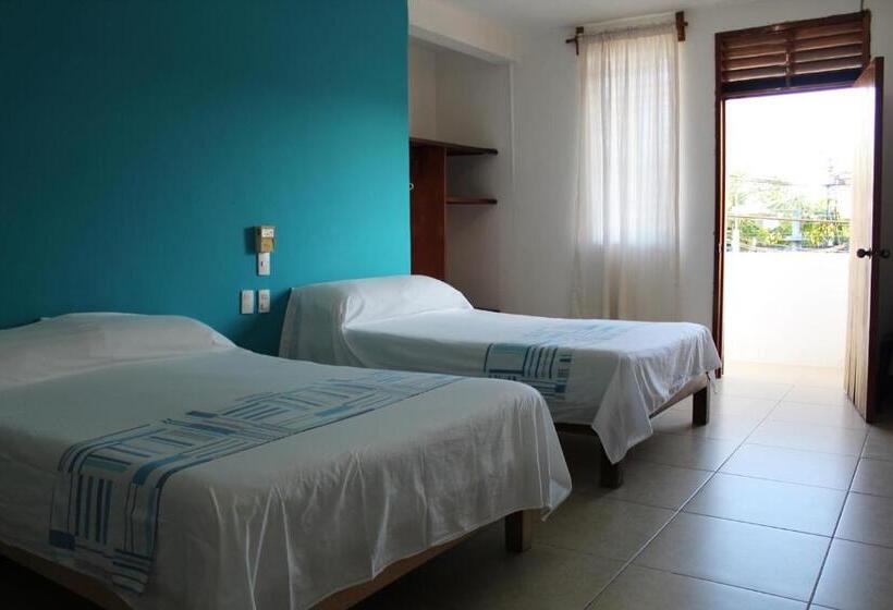 חדר דלוקס, Carruiz