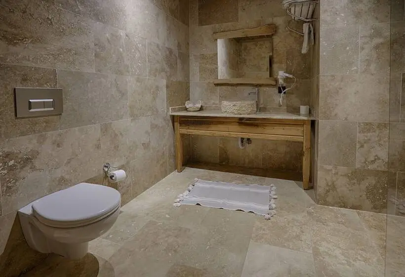اتاق لوکس, Henna Hotel Adults Only