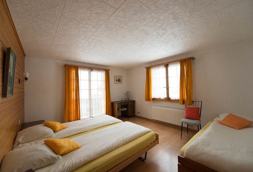 غرفة قياسية ثلاثية, Hôtel Des Haudères