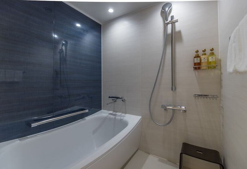 Номер Deluxe, Jr Kyushu Hotel Blossom Naha