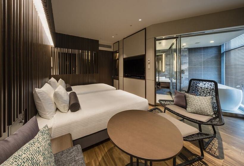 Номер Премиум, Jr Kyushu Hotel Blossom Naha
