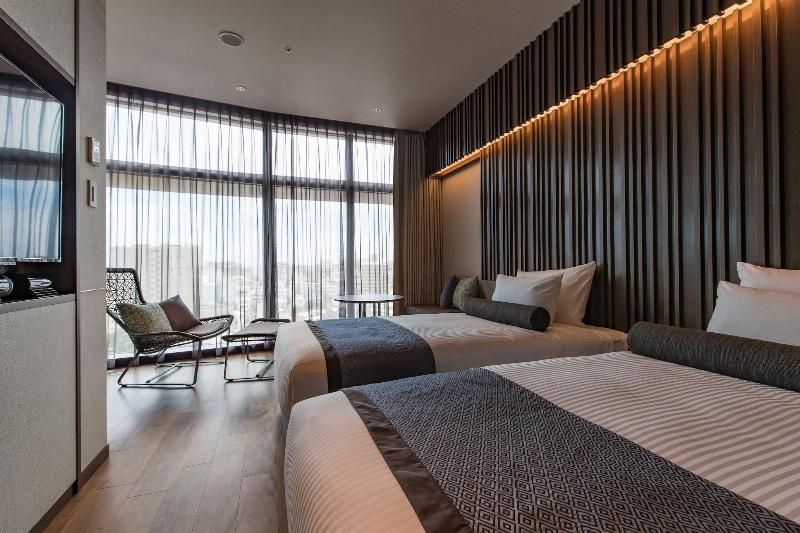 Номер Премиум, Jr Kyushu Hotel Blossom Naha