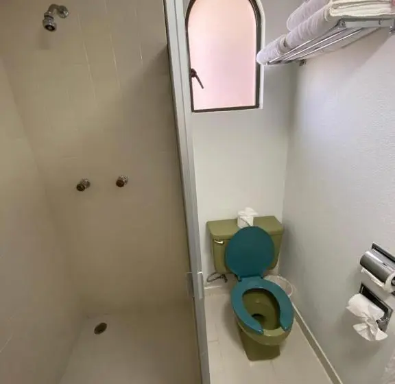 スタンダード４人部屋, Ojo De Agua