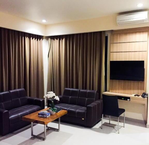 オーシャンビュージュニアスイート, Padadita Beach