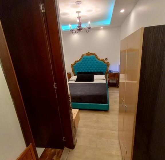 スタンダードルーム, Von Astorian