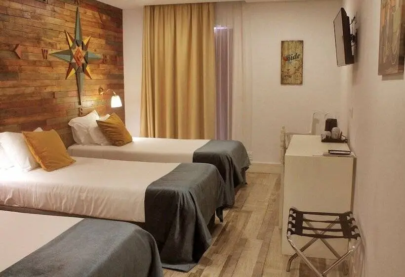 バルコニー付きスタンダードトリプルルーム, Art'otel Barcelos