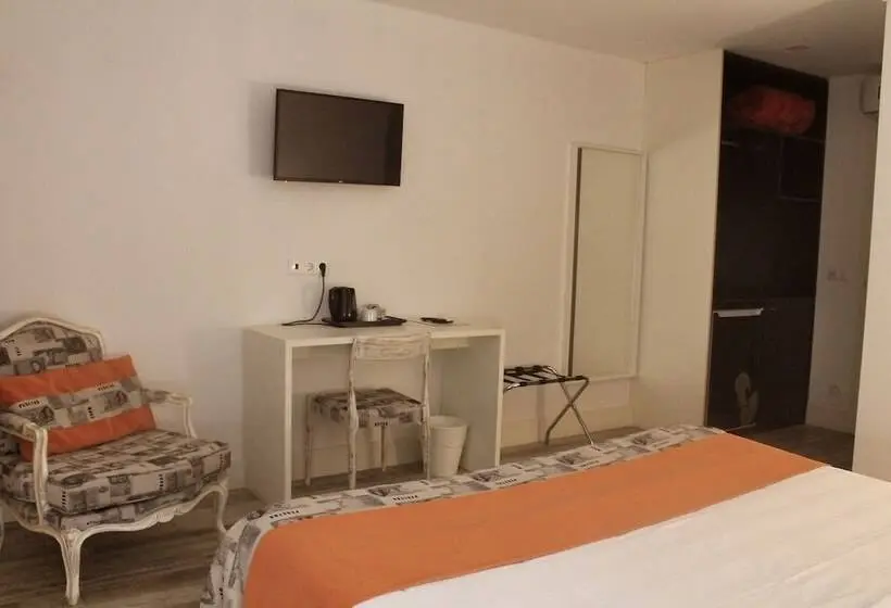 バルコニー付きスタンダードルーム, Art'otel Barcelos