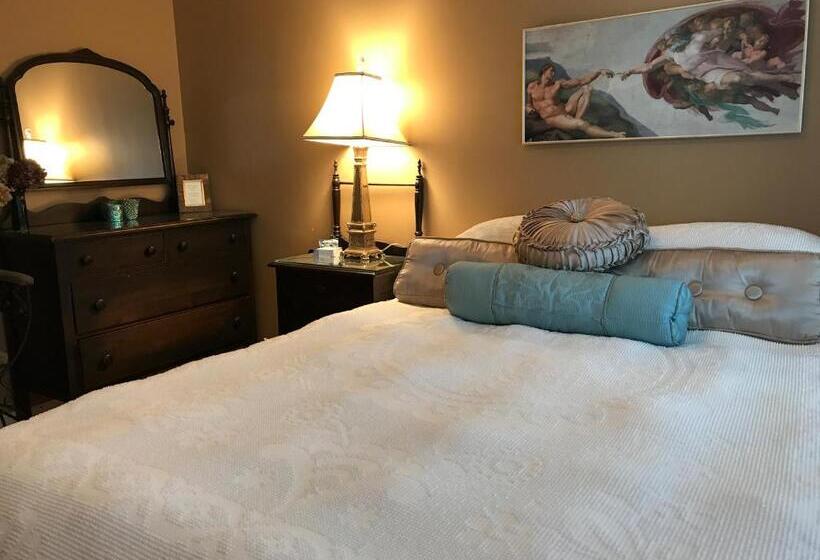 Люкс Вид на Море, Donna's Bed & Breakfast