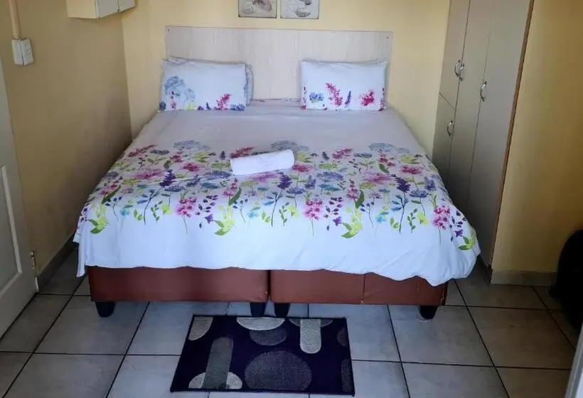 スタンダードルーム, Bluff Accommodation Aybriden Self Catering