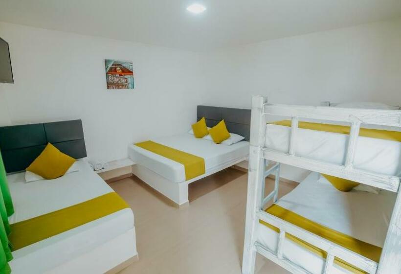 ファミリールーム, Green Coveñas