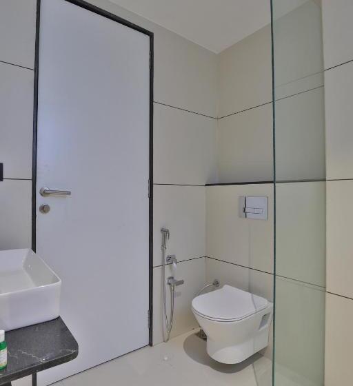 اتاق استاندارد, Elements Surat