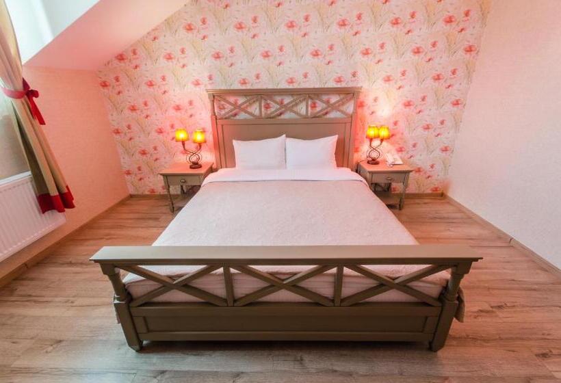 디럭스 룸, Lepsza садыба