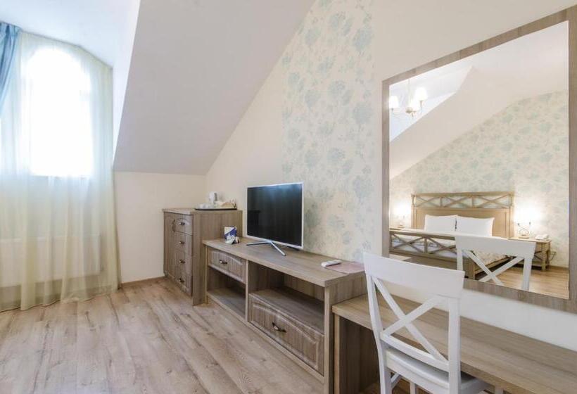 디럭스 룸, Lepsza садыба